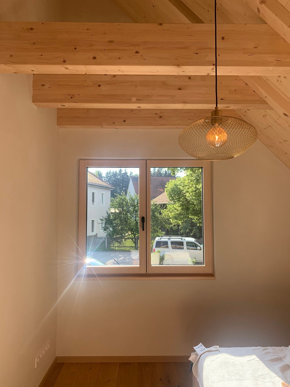Schlafzimmer mit Fenster